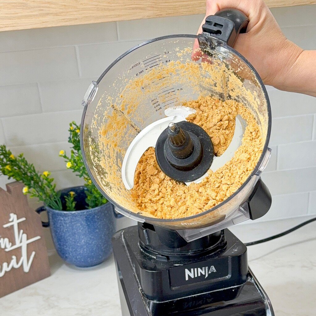 create graham cracker crumbs