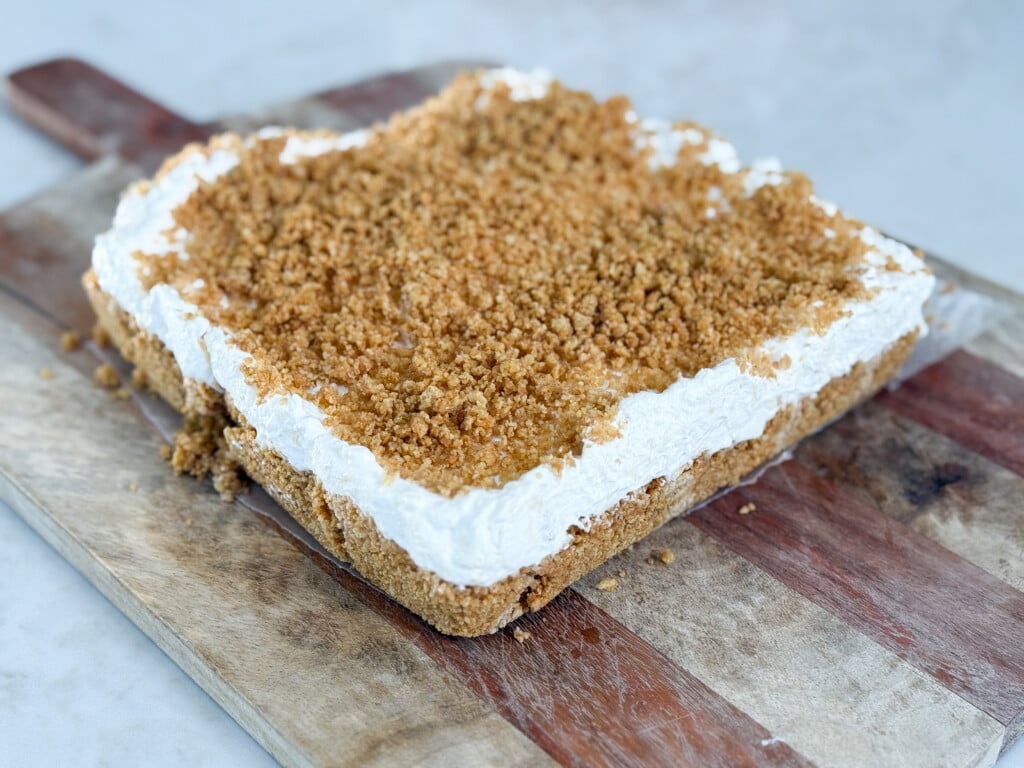 the best layered creamy pineapple dessert
