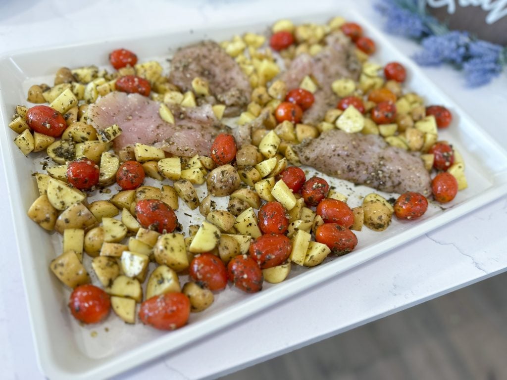 sheet pan pesto chicken