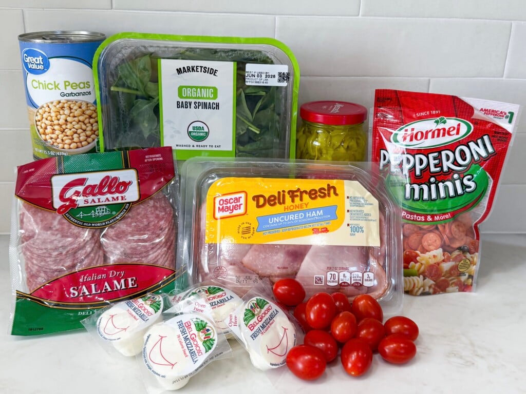 chickpea antipasto salad ingredients