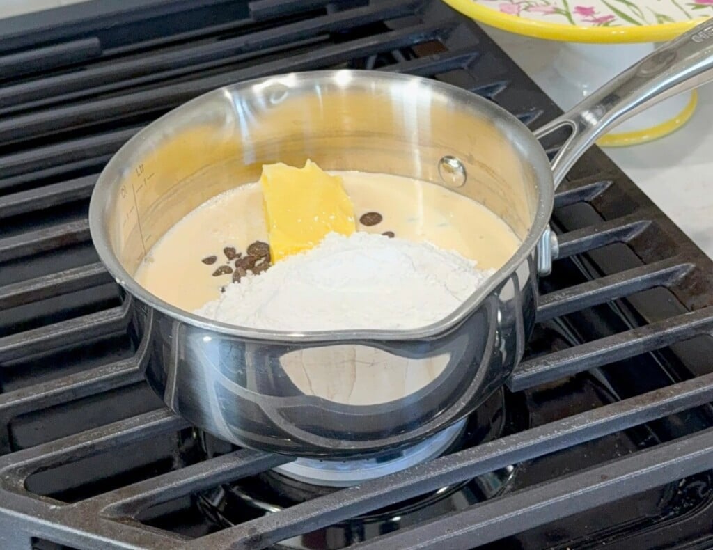 make fudgy chocolate sauce