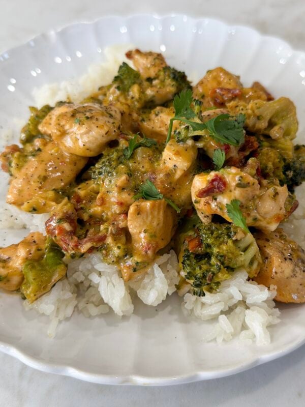 easy chicken, broccoli and tomato dinner