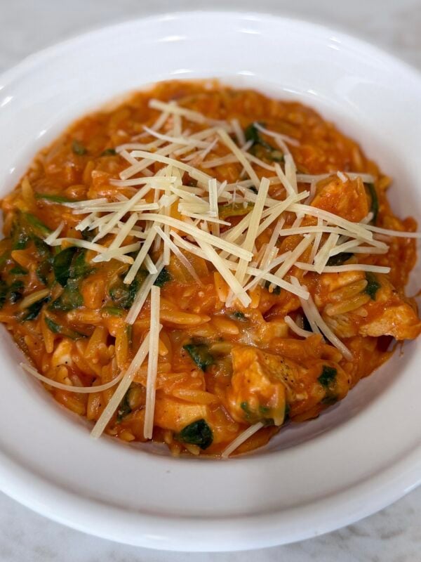 easy chicken and spinach with orzo