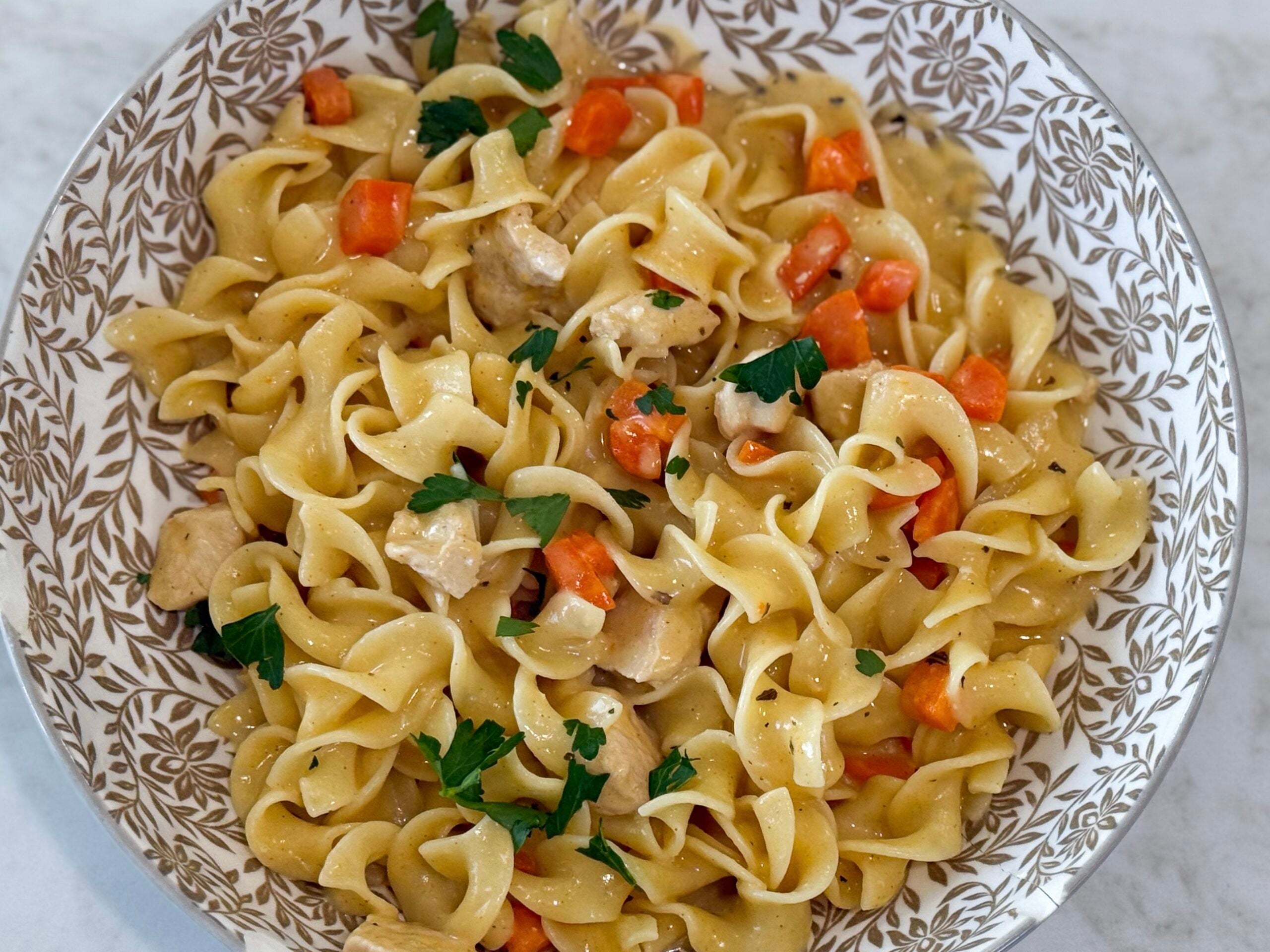 Easy Creamy Chicken and Egg Noodles - Julia Pacheco