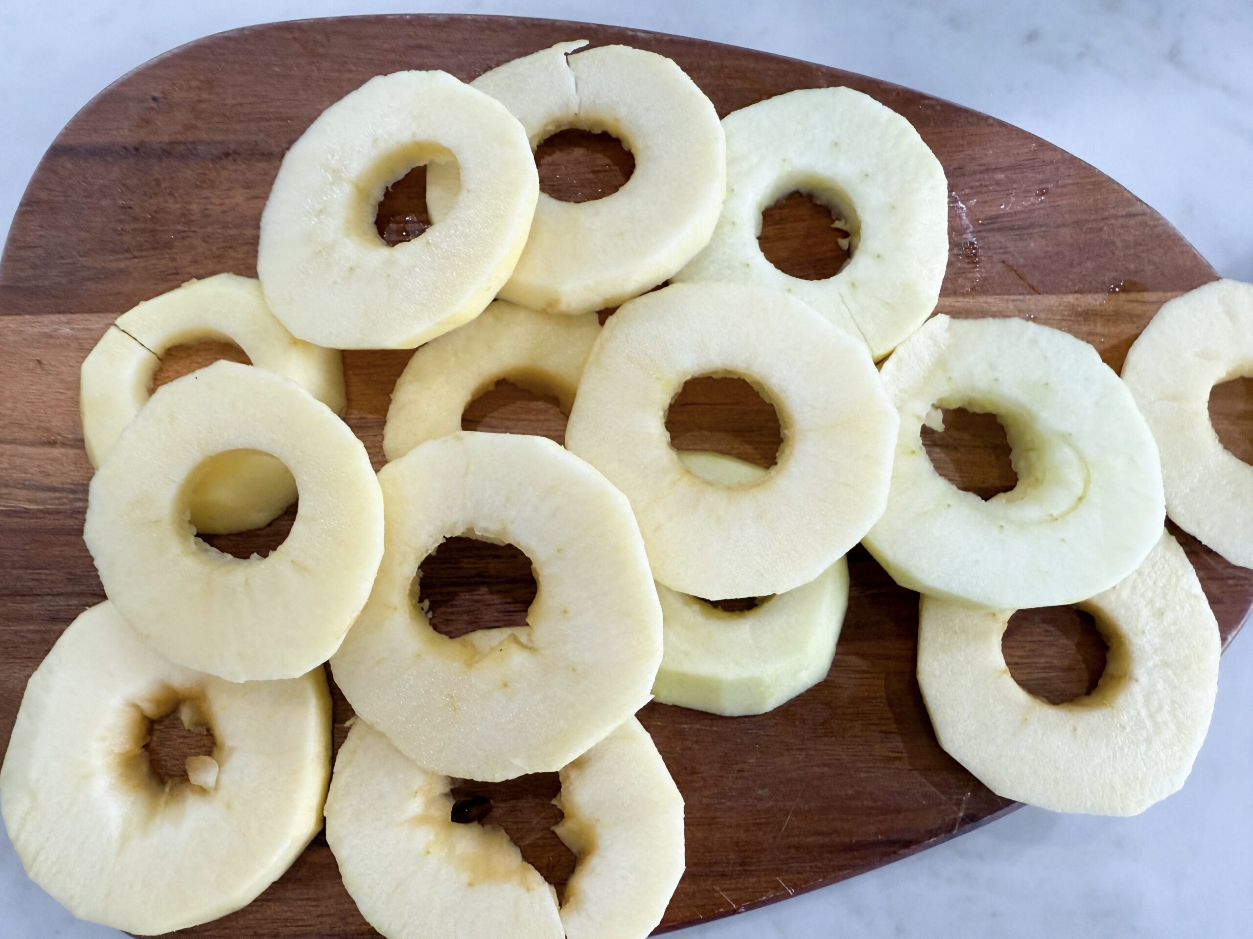 Sliced and peeled apples into rings